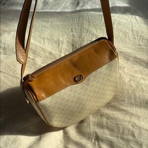 Amazing condition ⭐️Vintage Gucci GG Supreme Monogram Canvas Crossbody Bag ⭐️